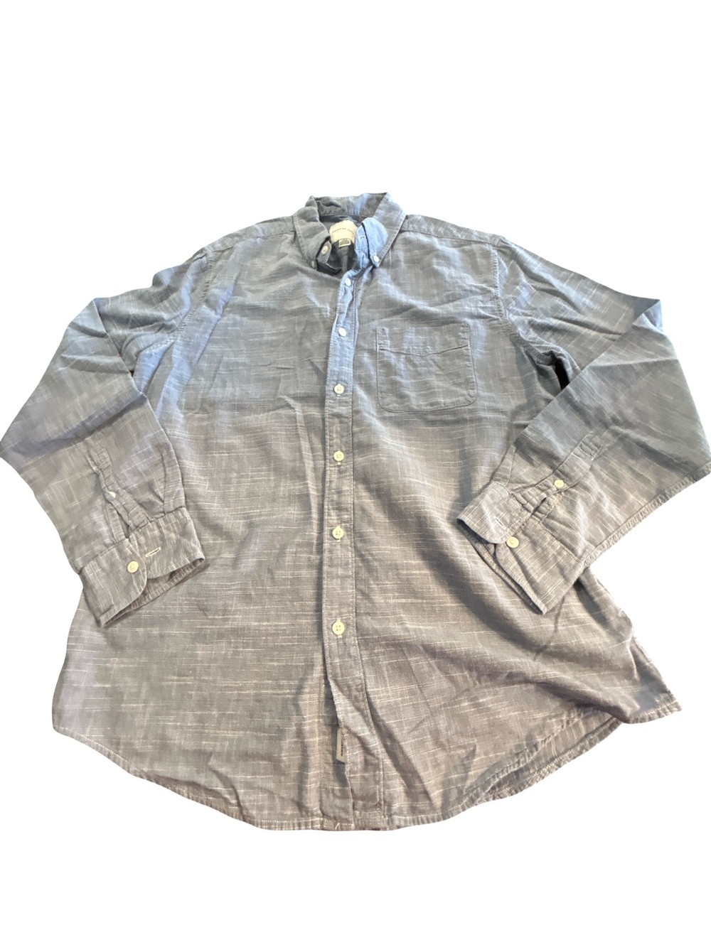 American Eagle Mens Large Light Blue Slub Cotton Button Down Shirt Long Sleeve